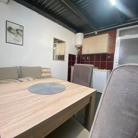 Stan Na Dan Appartement Raška