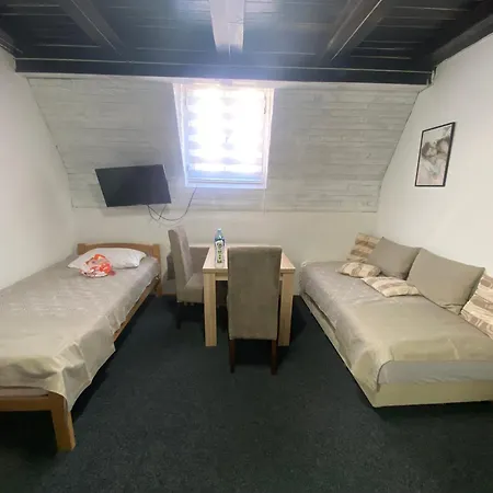 Apartment Stan Na Dan Raska